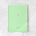 Minimalistisk golfplakat med pink flag på mintgrøn baggrund – "19th Hole". En stilfuld sportsplakat.