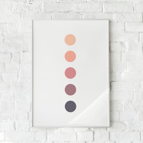 Minimalistisk plakat med bløde cirkler i aprikos, rosa og brun – "Apricot". En harmonisk vægdekoration.