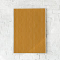 Minimalistisk plakat med organiske linjer i creme på karrygul baggrund – "Boho Lines".