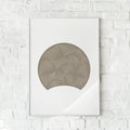Minimalistisk plakat med organiske former i beige – "Bloom".