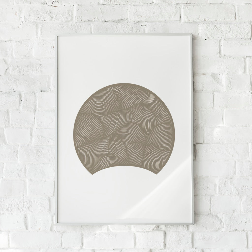 Minimalistisk plakat med organiske former i beige – "Bloom".