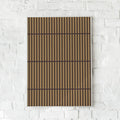 Minimalistisk plakat med lodrette linjer i varme jordtoner og subtile kontraster. Perfekt til moderne, naturlig indretning.