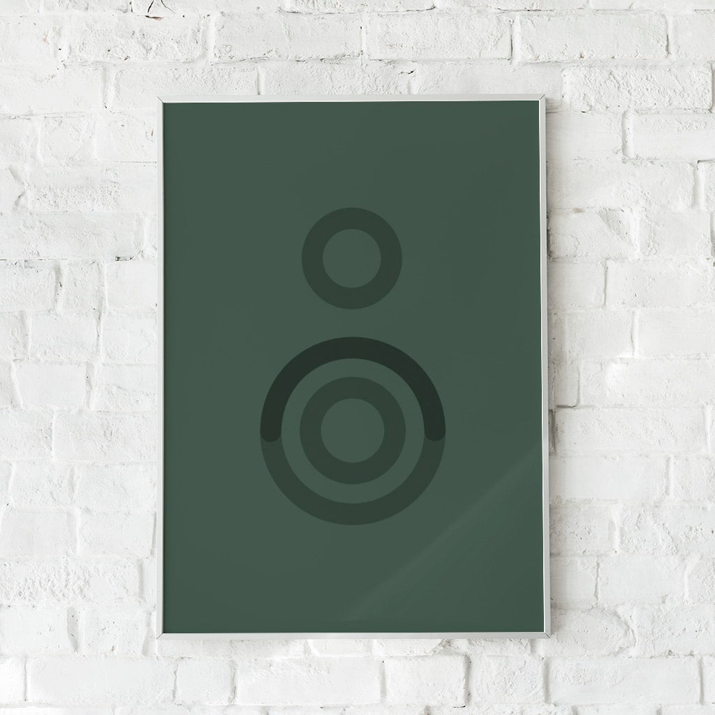 Minimalistisk plakat med to koncentriske cirkler på en dybgrøn baggrund. Skaber balance og harmoni.