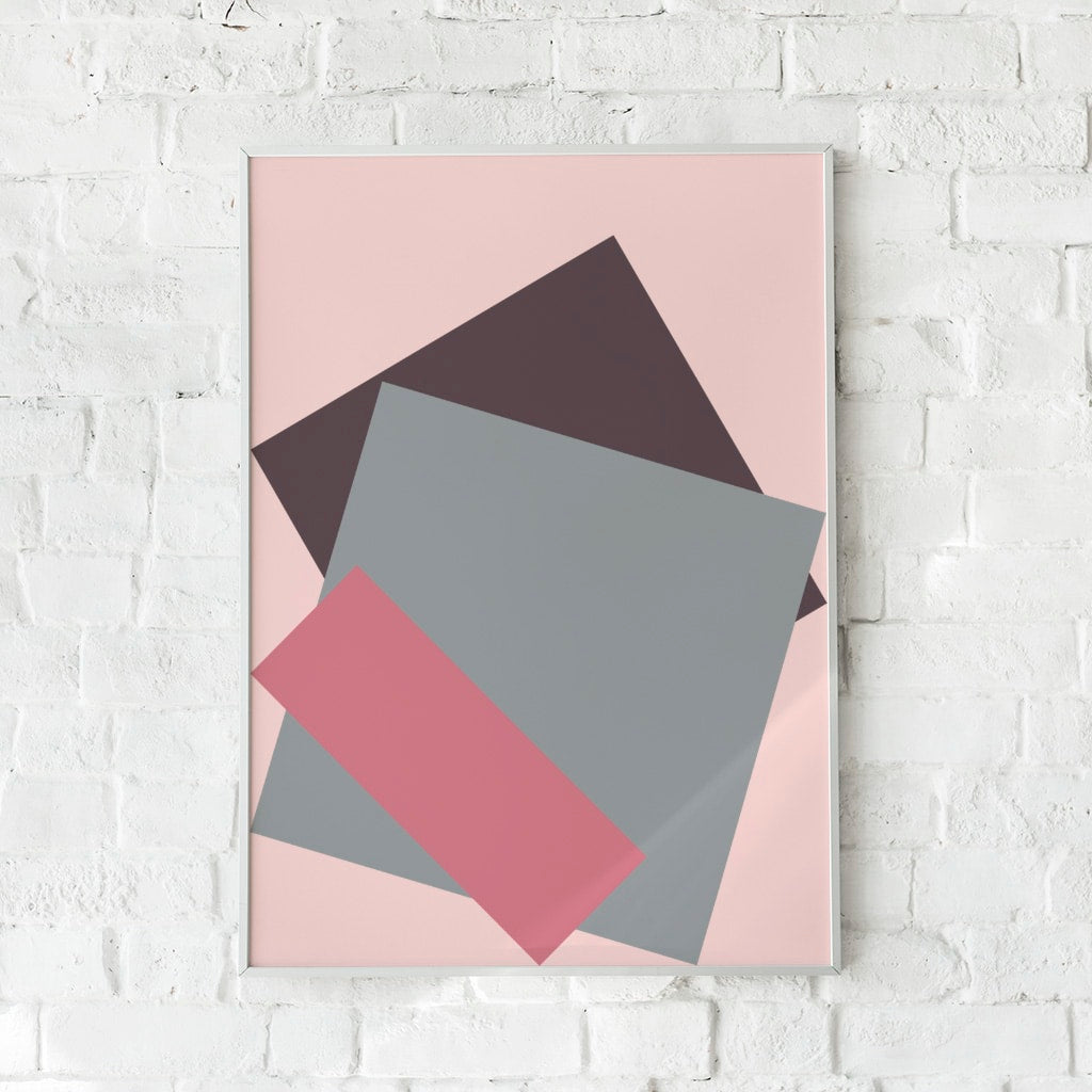 Moderne plakat med geometriske former i grå, sort og støvet rosa.
