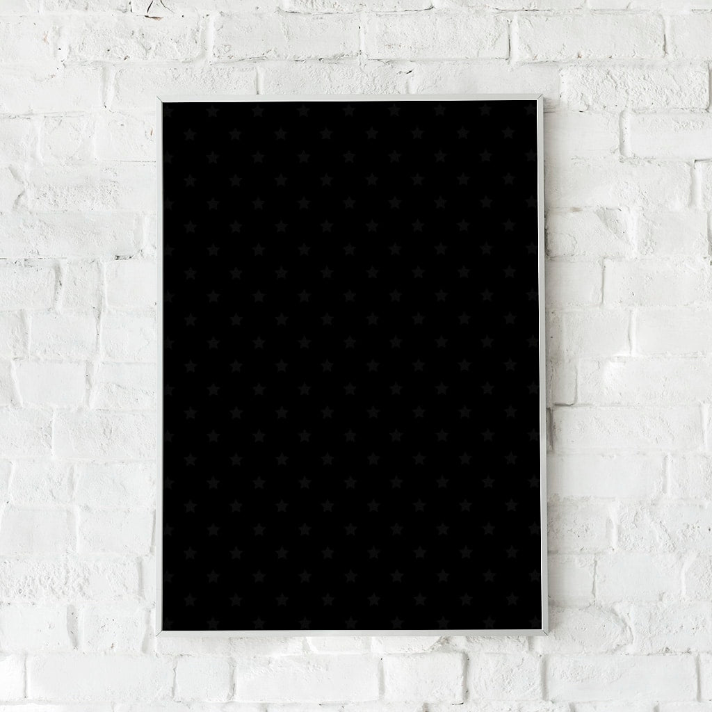 Sort plakat med subtile stjernemønstre.