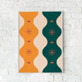 Moderne plakat med bølgende linjer og harmoniske farver – "Abstract Flow". En kunstnerisk vægdekoration.