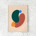 Plakat med organiske former i grøn, rust og blå – "Abstract #5". En harmonisk og kunstnerisk vægdekoration.