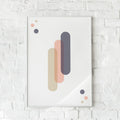 Minimalistisk plakat med overlappende former i beige og rosa – "Contemporary Design #1".